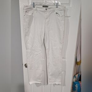 Torrid Boyfriend Straight Vintage Stretch White Denim Jean w/ Raw Hem Size 20T